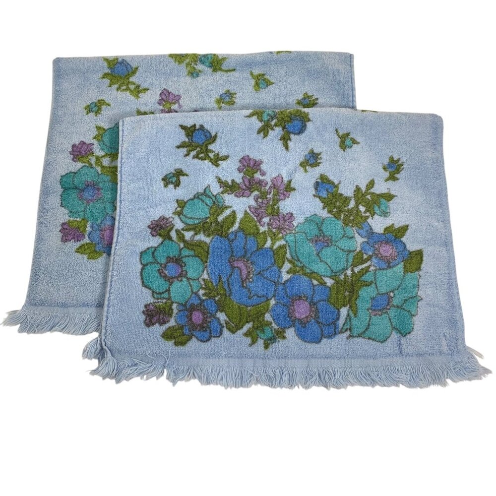 Set of Two Vintage Cannon Mills Pure Cotton Blue Floral Hand Towels Retro USA